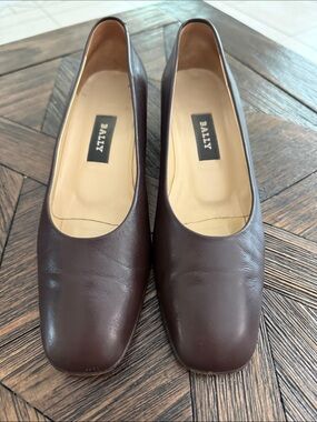 BALLY Vintage Brown Leather Block Heels Size 6.5 Made in Switzerland